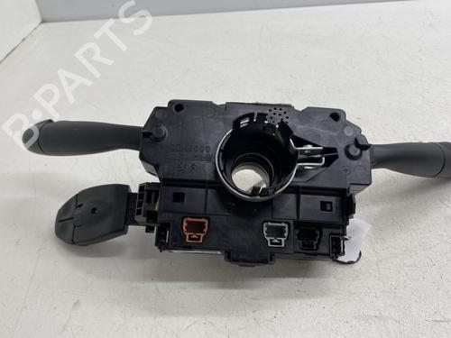 Steering column stalk PEUGEOT 307 Break (3E) 2.0 HDI 90 | BP32468840I23
