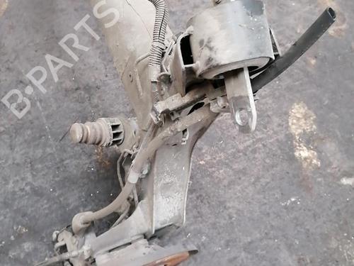 Used Rear axle PEUGEOT 308 II (LB_, LP_, LW_, LH_, L3_) 1.2 THP 110 (110 hp) 22854185