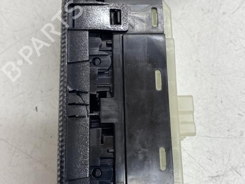 Used Left front window switch Left front window switch RENAULT KOLEOS I (HY_) 2.0 dCi 4x4 (HY0K) (150 hp) 33715396 33715396