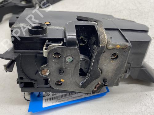 front-right-lock-citroen-c4-grand-picasso-ii-da_-de_-2013-27205888 main image