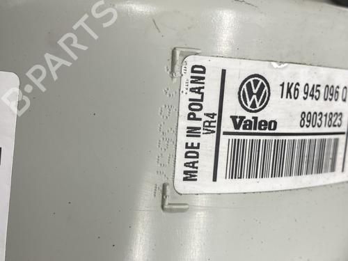 Right taillight VW GOLF V (1K1) 1.9 TDI | BP22860331C35 