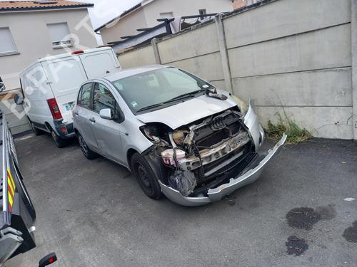 Commande retroviseurs TOYOTA YARIS (_P9_) 1.4 D-4D (NLP90_, NLP90R) | BP22860496I25 