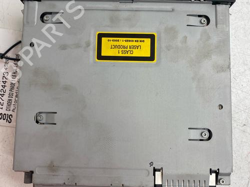 Used Radio Radio 38332187 38332187