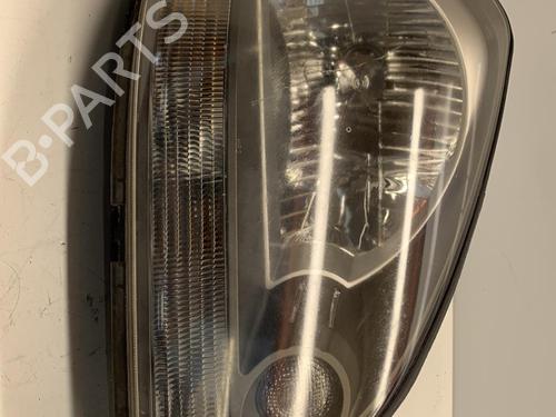 Right headlight HYUNDAI TUCSON (JM) 2.0 CRDi All-wheel Drive | BP22858376C29 