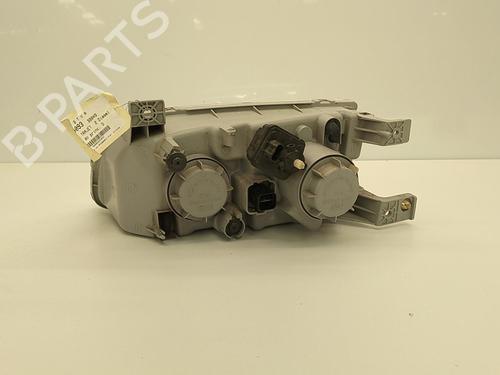Used Right headlight HYUNDAI TRAJET (FO) 2.0 CRDi (113 hp) 22856807
