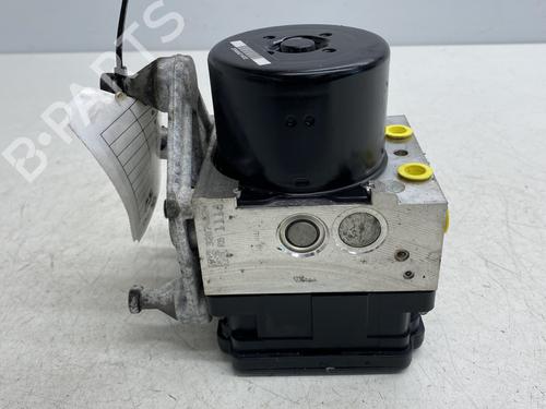 Used ABS pump MERCEDES-BENZ SLK (R172) 250 CDI / d (172.403) (204 hp) 28015638