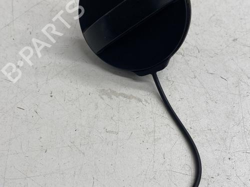 Tankdæksel PEUGEOT 2008 II (UD_, US_, UY_, UJ_, UR_, UC_) 1.2 PureTech 100 (USHNK) (101 hp) 31631944