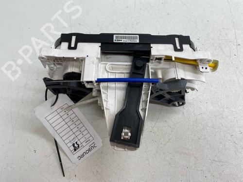 climate-control-nissan-nv200-van-2010-35924592 main image