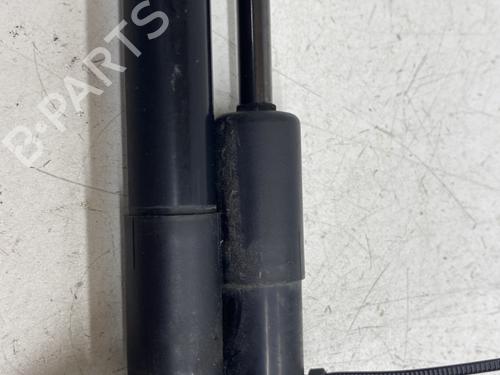 tailgate-lift-support-audi-a4-b8-avant-8k5-2007-2008-2009-2010-2011-2012-2013-2014-2015-2016-2017-30853689 main image