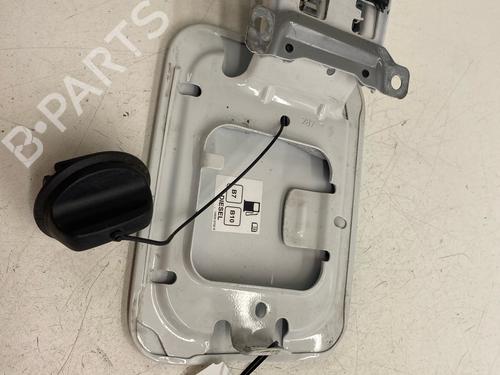 fuel-flap-dacia-duster-hm_-2017-36368152 main image