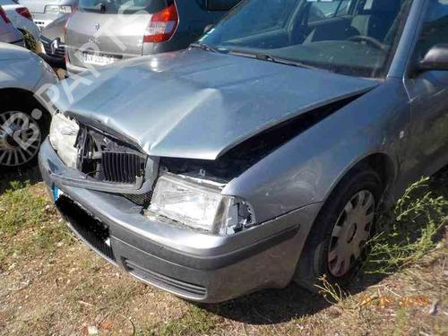 Retrovisore sinistro SKODA OCTAVIA I Combi (1U5) 1.9 TDI | BP22857985C26 
