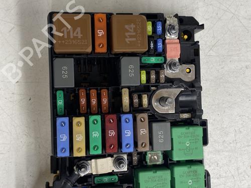 Used Fuse box TOYOTA PROACE Van (MDZ_) 2.0 D4d (MDZA) (144 hp) 26224504