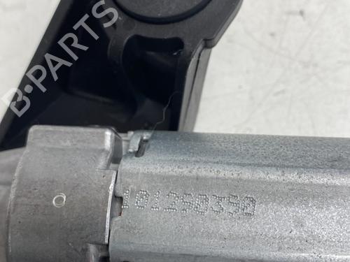 rear-wiper-motor-renault-megane-iii-coupe-dz01_-2008-2009-2010-2011-2012-2013-2014-2015-2016-26452155 main image