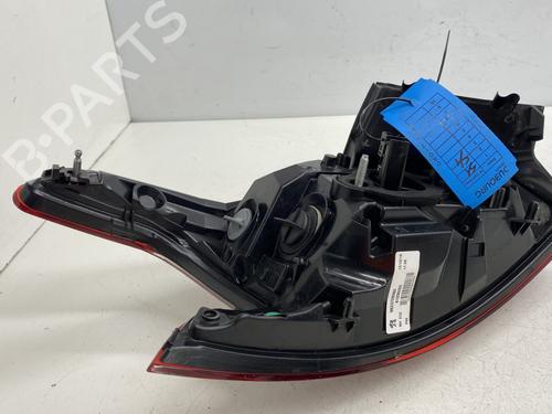 Used Right taillight Right taillight PEUGEOT 308 II (LB_, LP_, LW_, LH_, L3_) 1.5 BlueHDi 130 (131 hp) 33475932 33475932