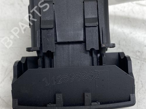 Used Switch Switch PEUGEOT 3008 I MPV (0U_) 1.6 HDi (109 hp) 29590251 29590251