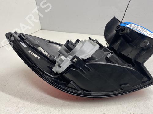 Used Right taillight Right taillight RENAULT CAPTUR I (J5_, H5_) 1.5 dCi 90 (J5N4, J5M5, J5MW, J5M6, J5AL, J5AJ) (90 hp) 28015464 28015464