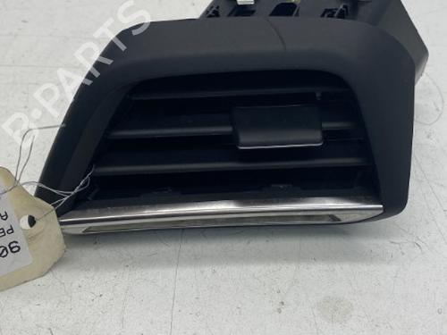 Used Air vent PEUGEOT 2008 II (UD_, US_, UY_, UJ_, UR_, UC_) e-2008 (UKZKXZ) (136 hp) 22862124