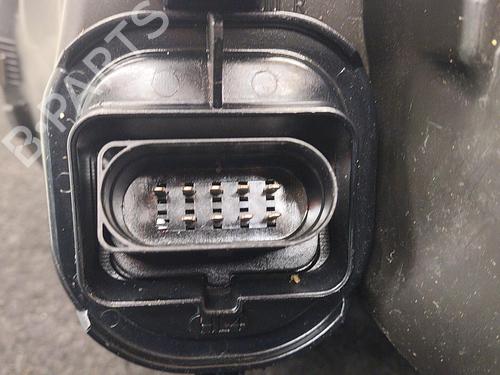 Used Right headlight Right headlight VW GOLF IV (1J1) 1.9 TDI (101 hp) 22856923 22856923