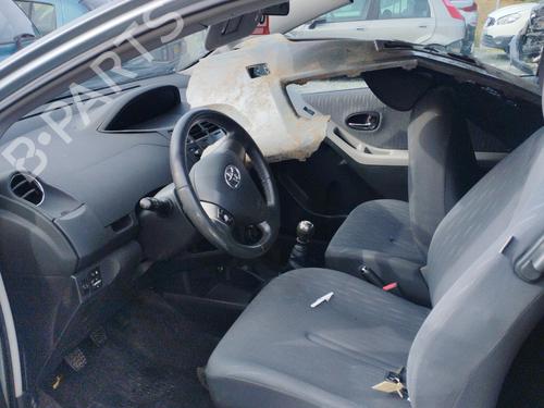 Brugte TOYOTA YARIS (_P9_) 1.33 VVT-i (NSP90_, NSP90R) (100 hp) 4339876