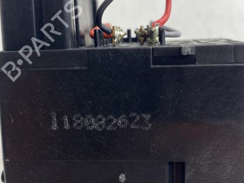 Used Switch Switch RENAULT CLIO IV (BH_) 1.5 dCi 75 (75 hp) 32858605 32858605