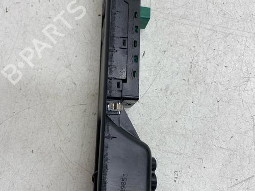 Left front window switch RENAULT MEGANE III Hatchback (BZ0/1_, B3_) 1.5 dCi (BZ0C) | BP39214237I27 - Image 6