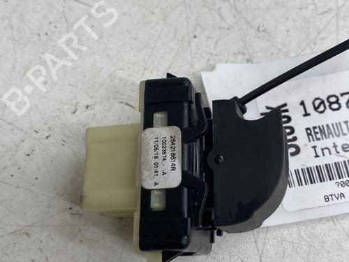 Used Right rear window switch Right rear window switch RENAULT CAPTUR I (J5_, H5_) 0.9 TCe 90 (90 hp) 28102218 28102218