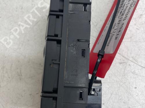Used Left front window switch Left front window switch OPEL VECTRA C (Z02) 2.2 16V (F69) (147 hp) 40225023 40225023