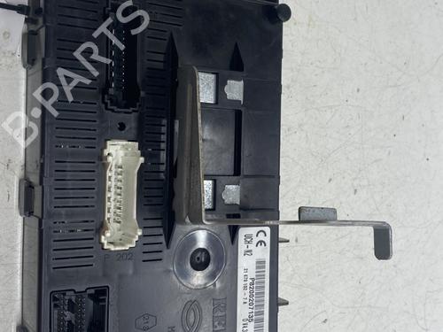 Used Fuse box RENAULT CLIO II (BB_, CB_) 1.5 dCi (B/CB07) (65 hp) 31887324