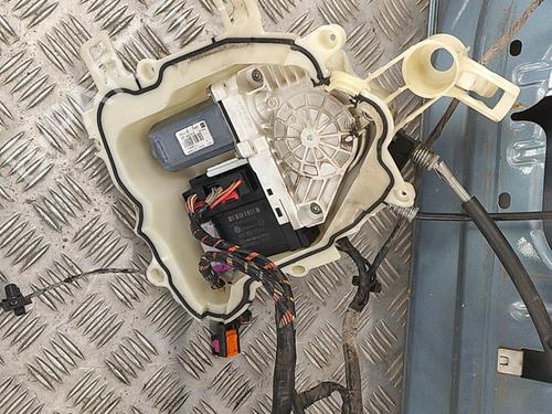 Left front door SEAT TOLEDO III (5P2) 1.9 TDI | BP22853968C2 