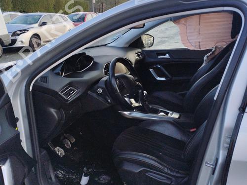 Brugte PEUGEOT 308 SW II (LC_, LJ_, LR_, LX_, L4_) 1.6 BlueHDi 120 (120 hp) 4435948