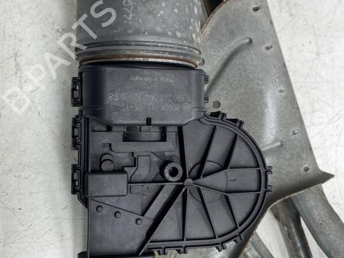 Used Front wiper motor Front wiper motor DACIA LOGAN MCV (KS_) 1.5 dCi (KS04) (88 hp) 24130724 24130724