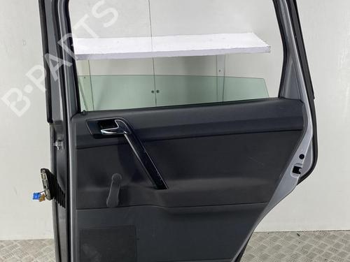 Used Right rear door Right rear door 22856144 22856144