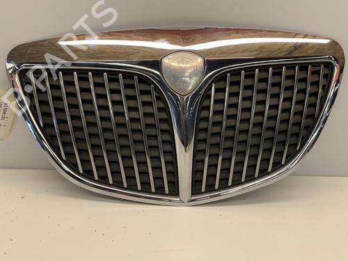Used Grille LANCIA YPSILON (843_) 1.4 16V (843.AXC11, 843.AXC1B, 843.AXC1A) (95 hp) 22852852