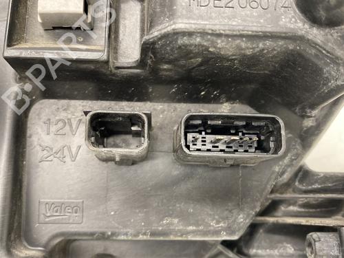 Used Right headlight Right headlight RENAULT LAGUNA III (BT0/1) 2.0 16V Turbo (170 hp) 24130767 24130767