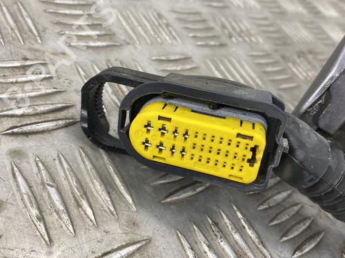 right-rear-door-renault-megane-iii-hatchback-bz01_-b3_-2008-24336113 main image