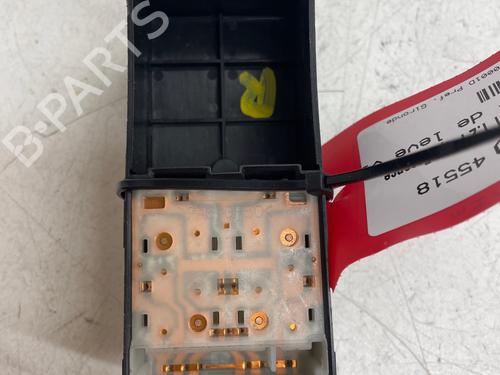 Used Left front window switch Left front window switch NISSAN MICRA III (K12) 1.2 16V (65 hp) 39970016 39970016