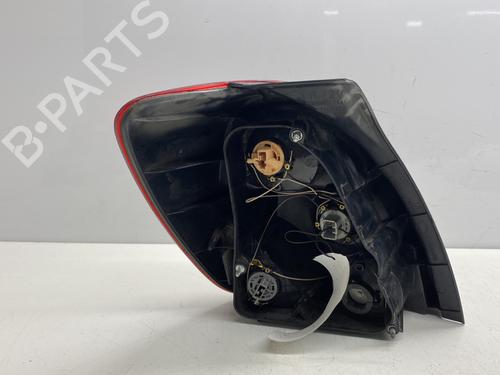 Used Right taillight Right taillight TOYOTA COROLLA Verso (_E12_) 2.0 D-4D (CDE120_, CDE120R) (90 hp) 23332419 23332419