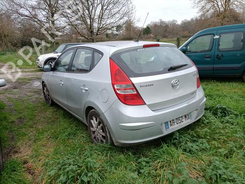 Switch HYUNDAI i30 (FD) 1.6 CRDi | BP23133243I30 