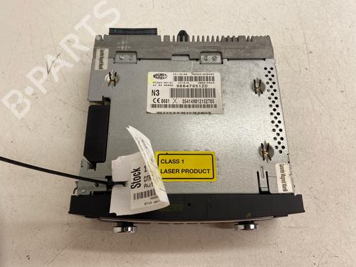 Used Radio Radio CITROËN C5 III (RD_) 2.7 HDi (RDUHZJ) (204 hp) 35924628 35924628