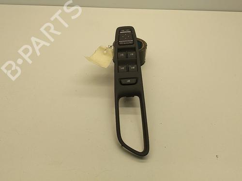 Used Switch RENAULT CAPTUR I (J5_, H5_) 1.5 dCi 90 (J5N4, J5M5, J5MW, J5M6, J5AL, J5AJ) (90 hp) 22855549