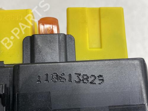 Fuse box PEUGEOT 3008 II SUV (MC_, MR_, MJ_, M4_) 1.2 THP/ PureTech 130 (MRHNSM, MRHNSU, MRHNSJ, MRHNYW,... | BP28139642E1 