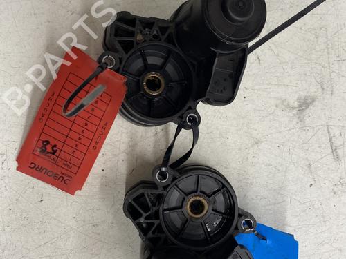 Used Electric handbrake VW GOLF VII (5G1, BQ1, BE1, BE2) 1.6 TDI (105 hp) 27586402