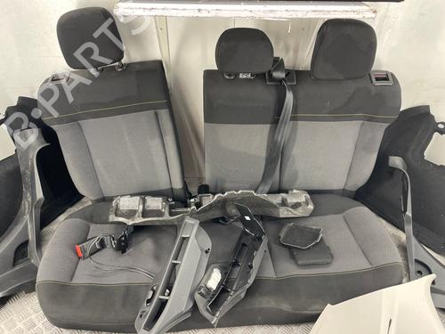 Used Rear seat Rear seat CITROËN C3 III (SX) 1.5 BlueHDi 100 (SXYHYP, SXYHTU) (102 hp) 40053757 40053757