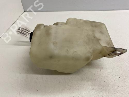 Used Windscreen washer tank Windscreen washer tank 37003886 37003886