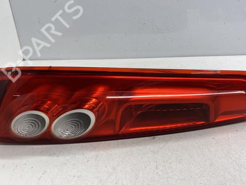 Fanale posteriore sinistro FORD FIESTA V (JH_, JD_) 1.4 TDCi (68 hp) 32384294