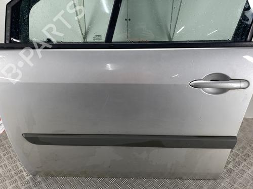 Used Left front door RENAULT SCÉNIC II (JM0/1_) 1.6 16V (JM1R) (112 hp) 31584408