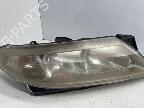 Used Right headlight RENAULT LAGUNA II (BG0/1_) 3.0 V6 24V (BG01, BG02, BG0D, BG0Y) (207 hp) 31584231