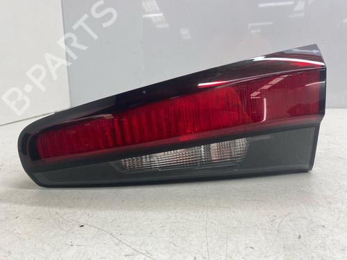 right-tailgate-light-fiat-tipo-saloon-356_-357_-2015-37202253 main image
