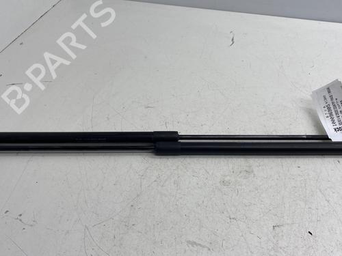 tailgate-lift-support-volvo-v40-cross-country-526-2012-2013-2014-2015-2016-2017-2018-2019-26388478 main image