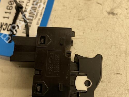 Used Right front window switch Right front window switch KIA PICANTO III (JA) 1.2 (84 hp) 30769913 30769913